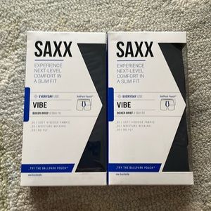 New in box Saxx “Vibe” Boxer Briefs